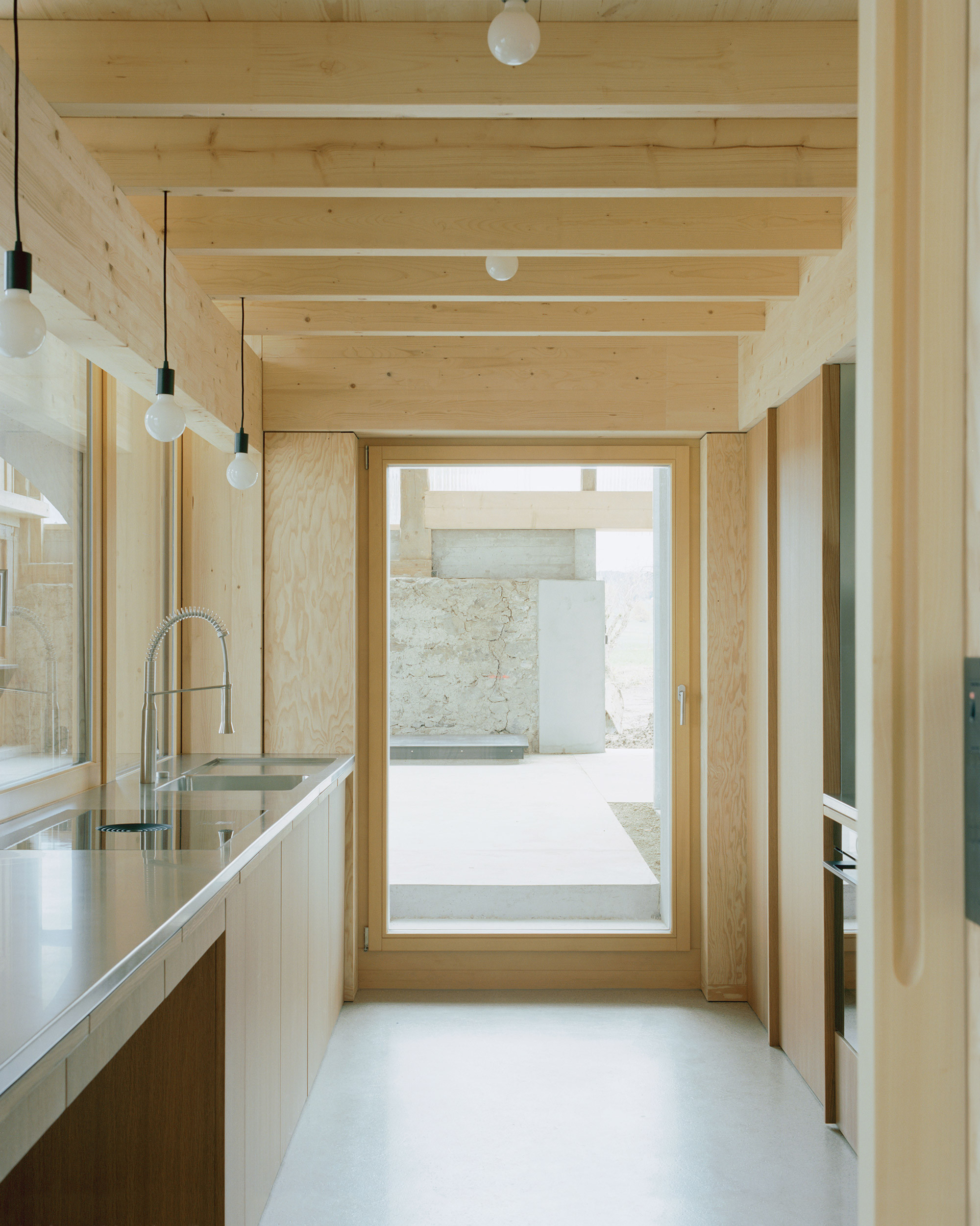 The Inverted Farmhouse in Vuisternens-devant-Romont - Gessato The Inverted Farmhouse in Vuisternens-devant-Romont - Gessato