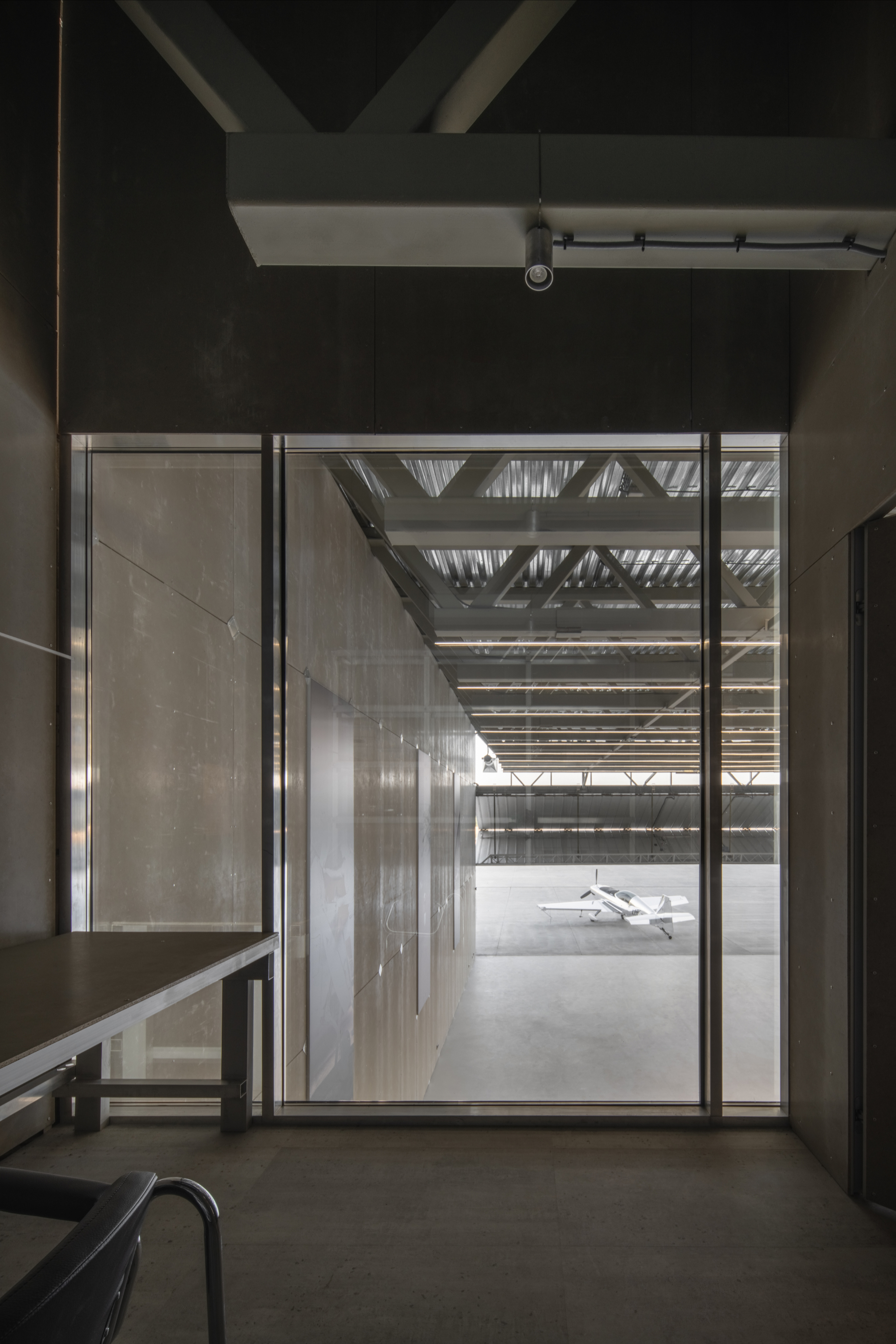 The AEROTIM Hangar - Gessato