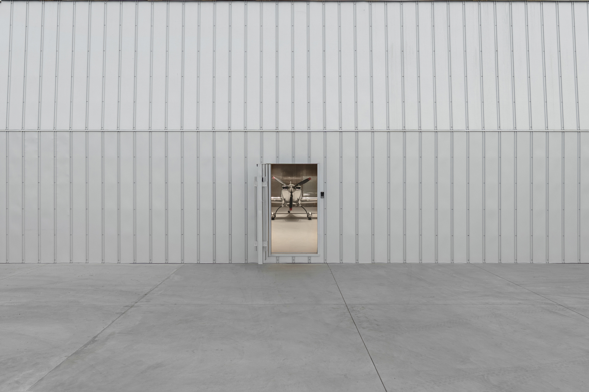 The AEROTIM Hangar - Gessato