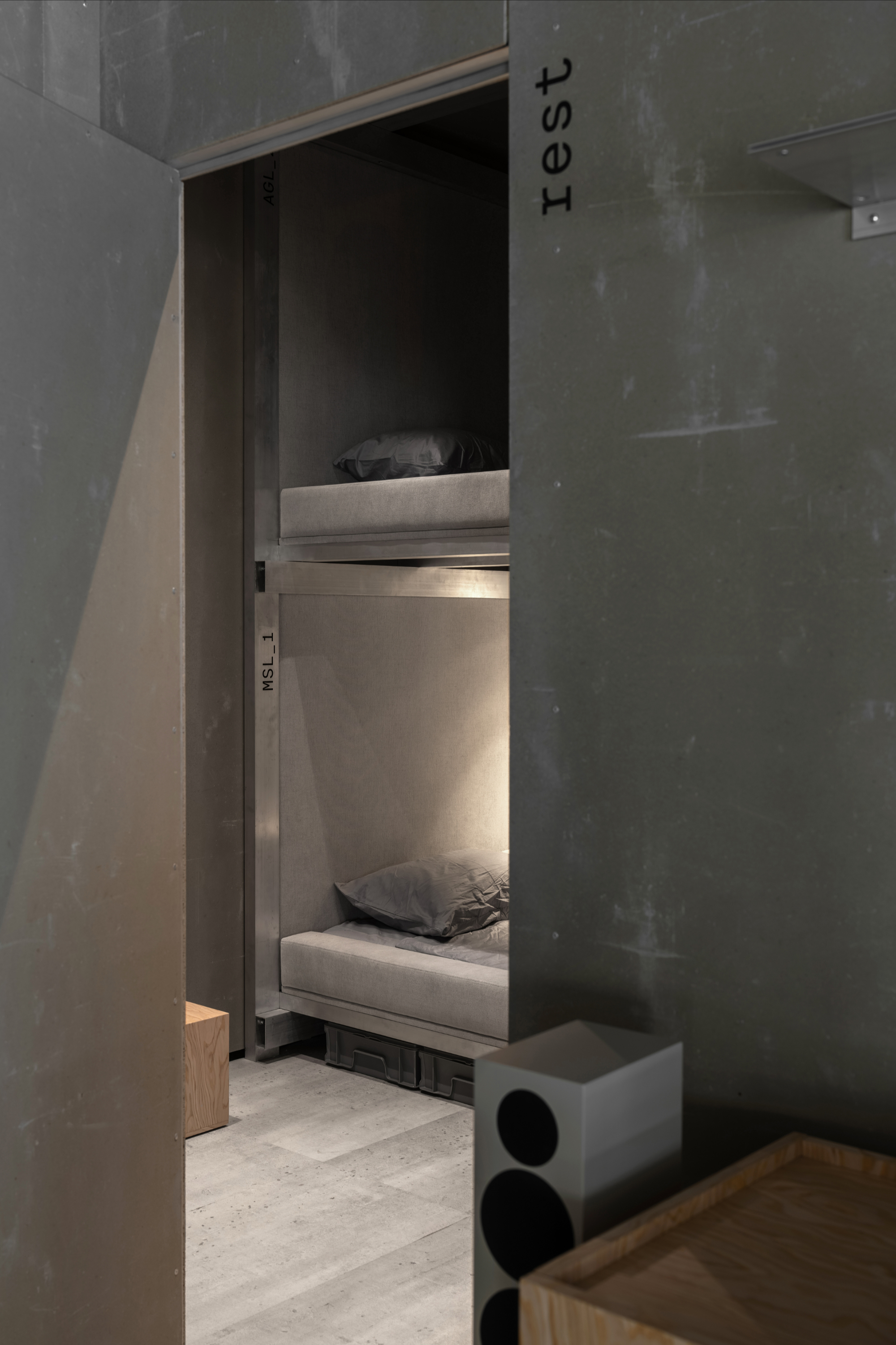 The AEROTIM Hangar - Gessato