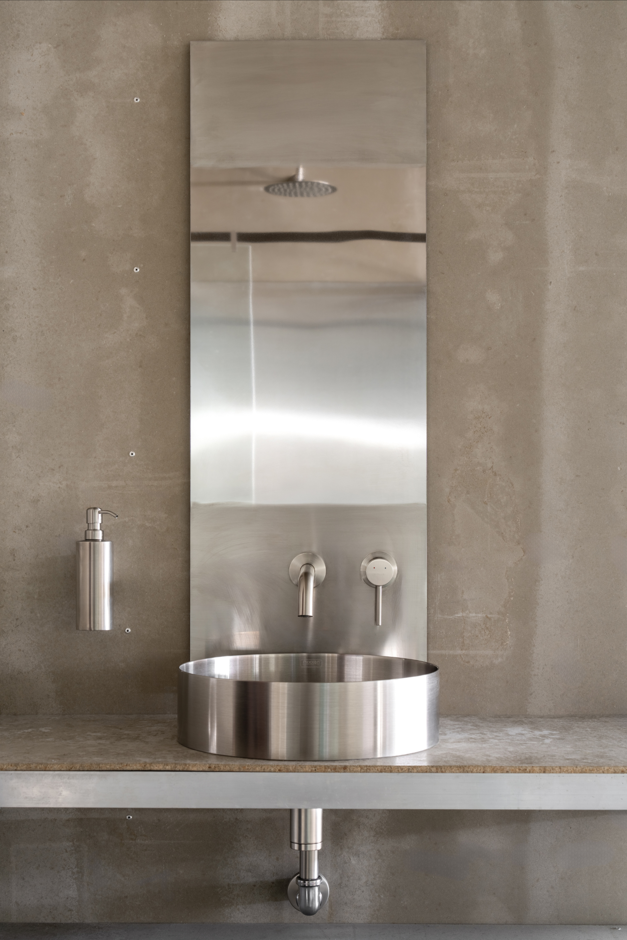 The AEROTIM Hangar - Gessato