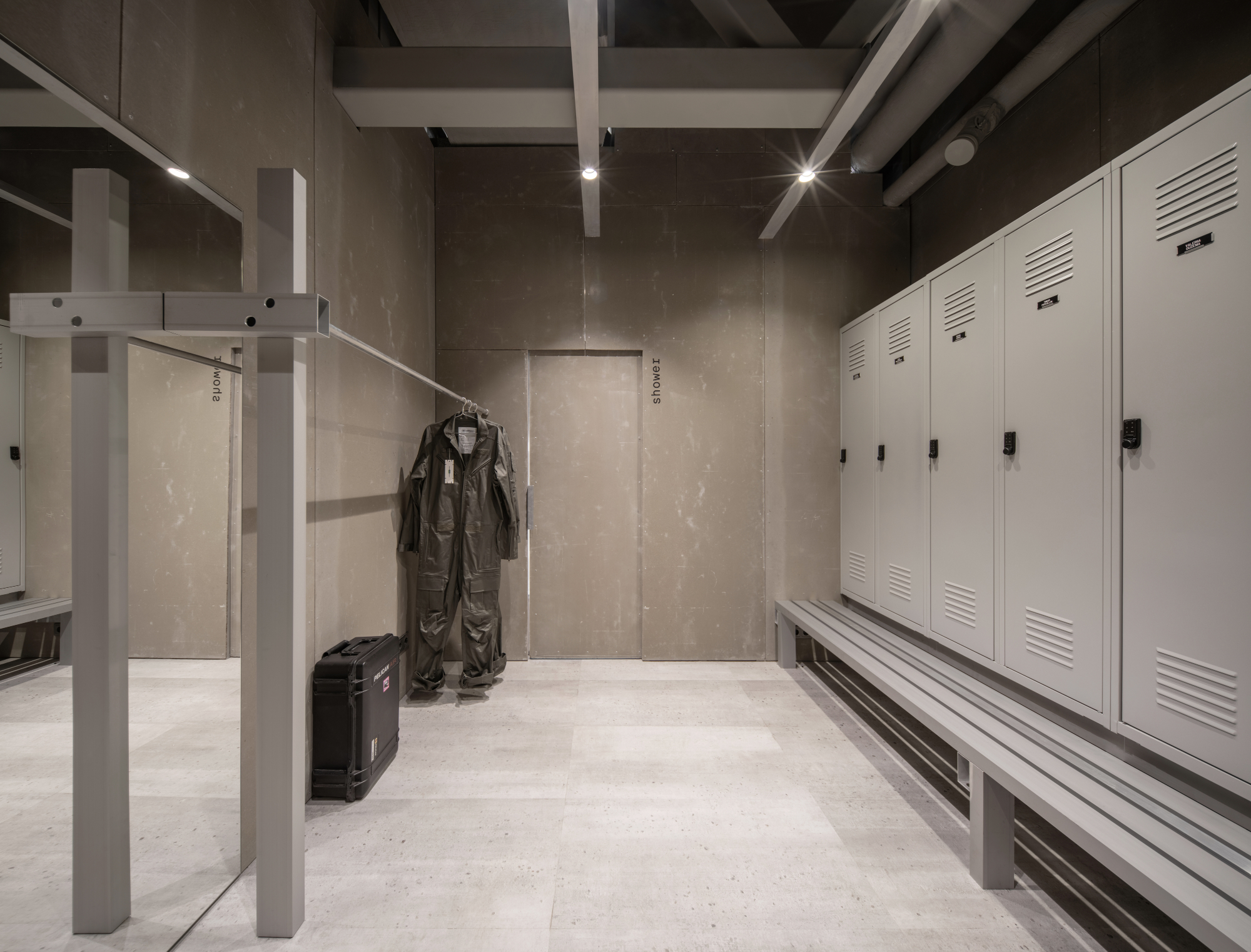 The AEROTIM Hangar - Gessato