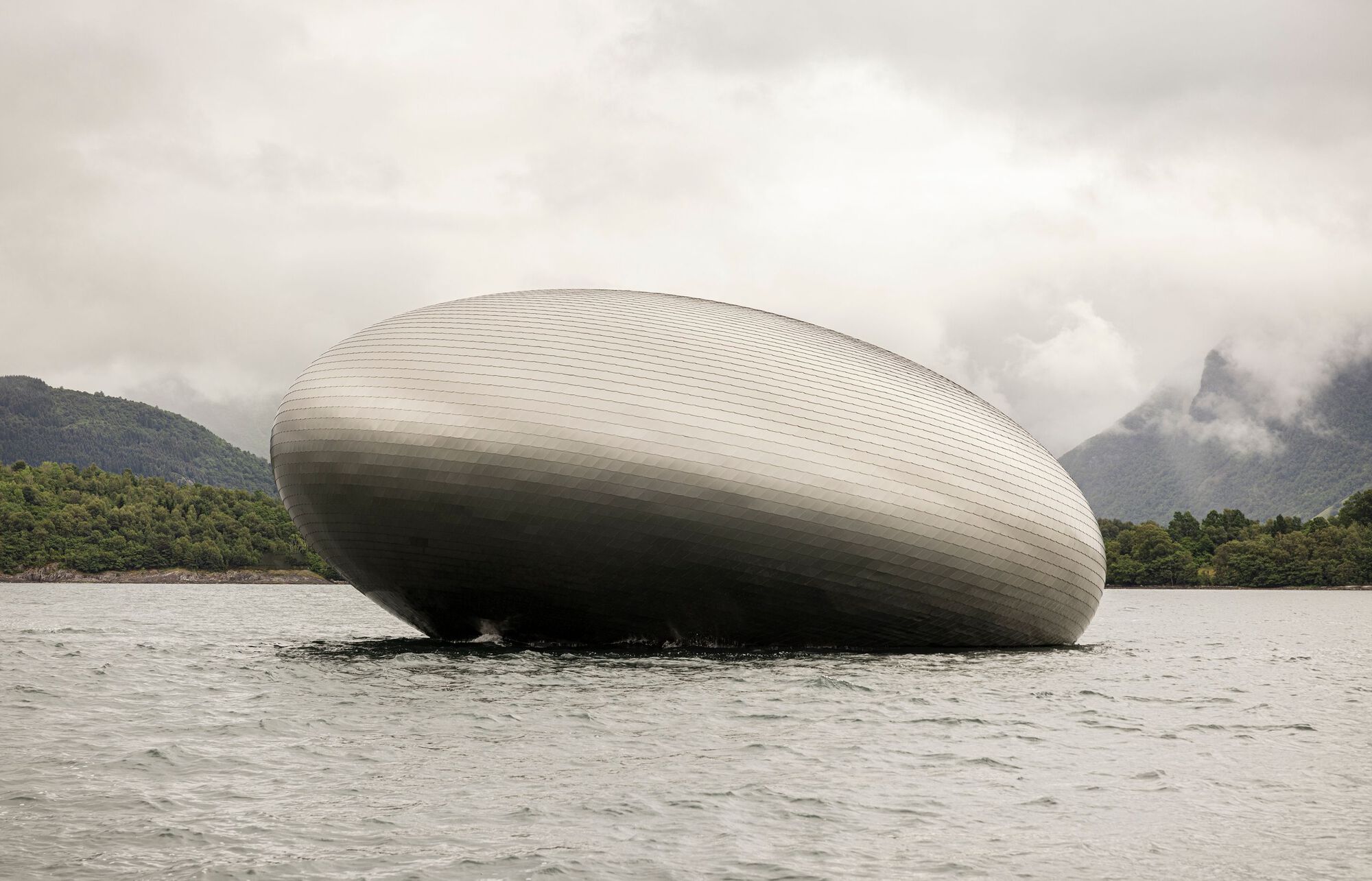 Iris Restaurant - Gessato