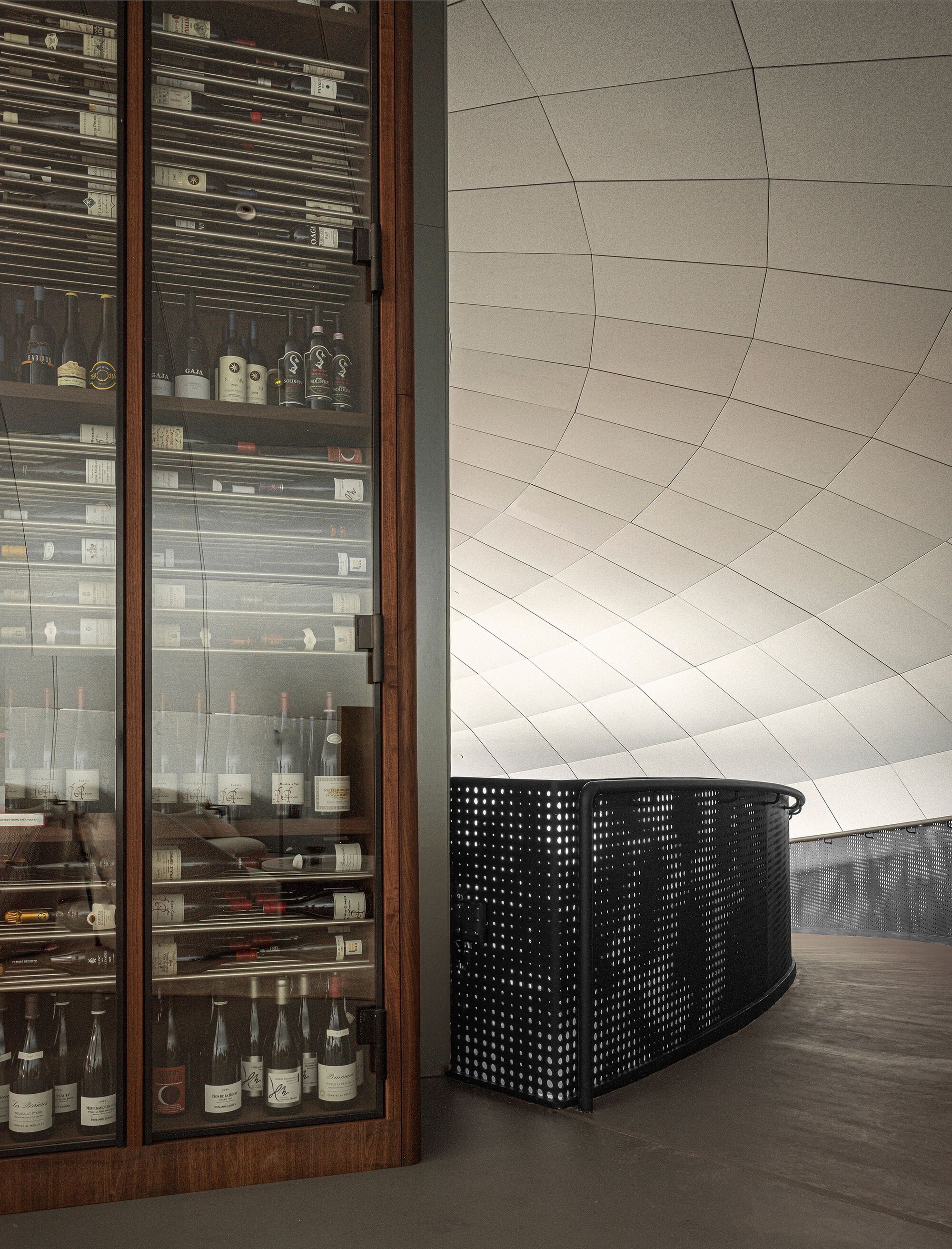 Iris Restaurant - Gessato