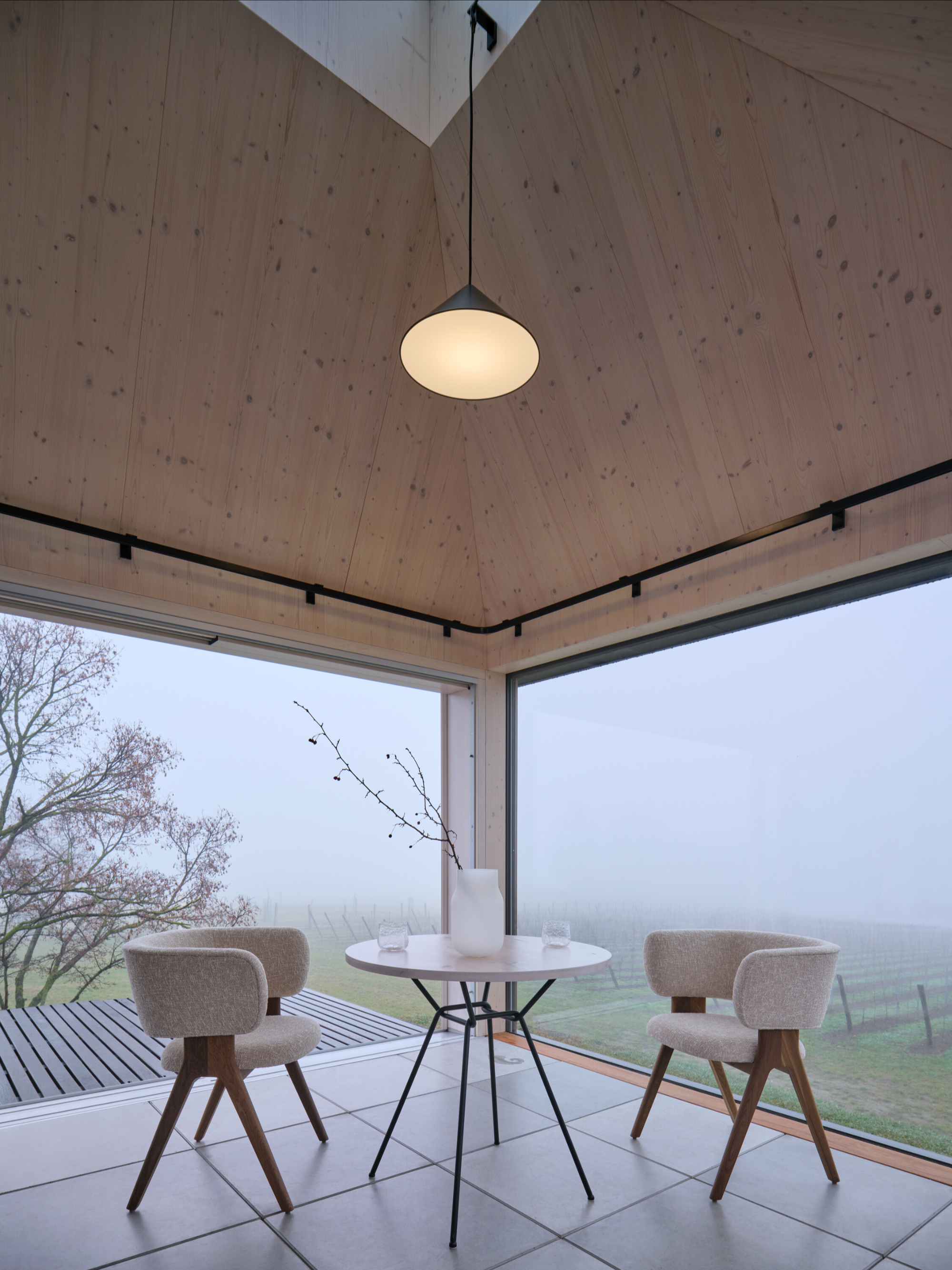 Cabin Devín - Gessato