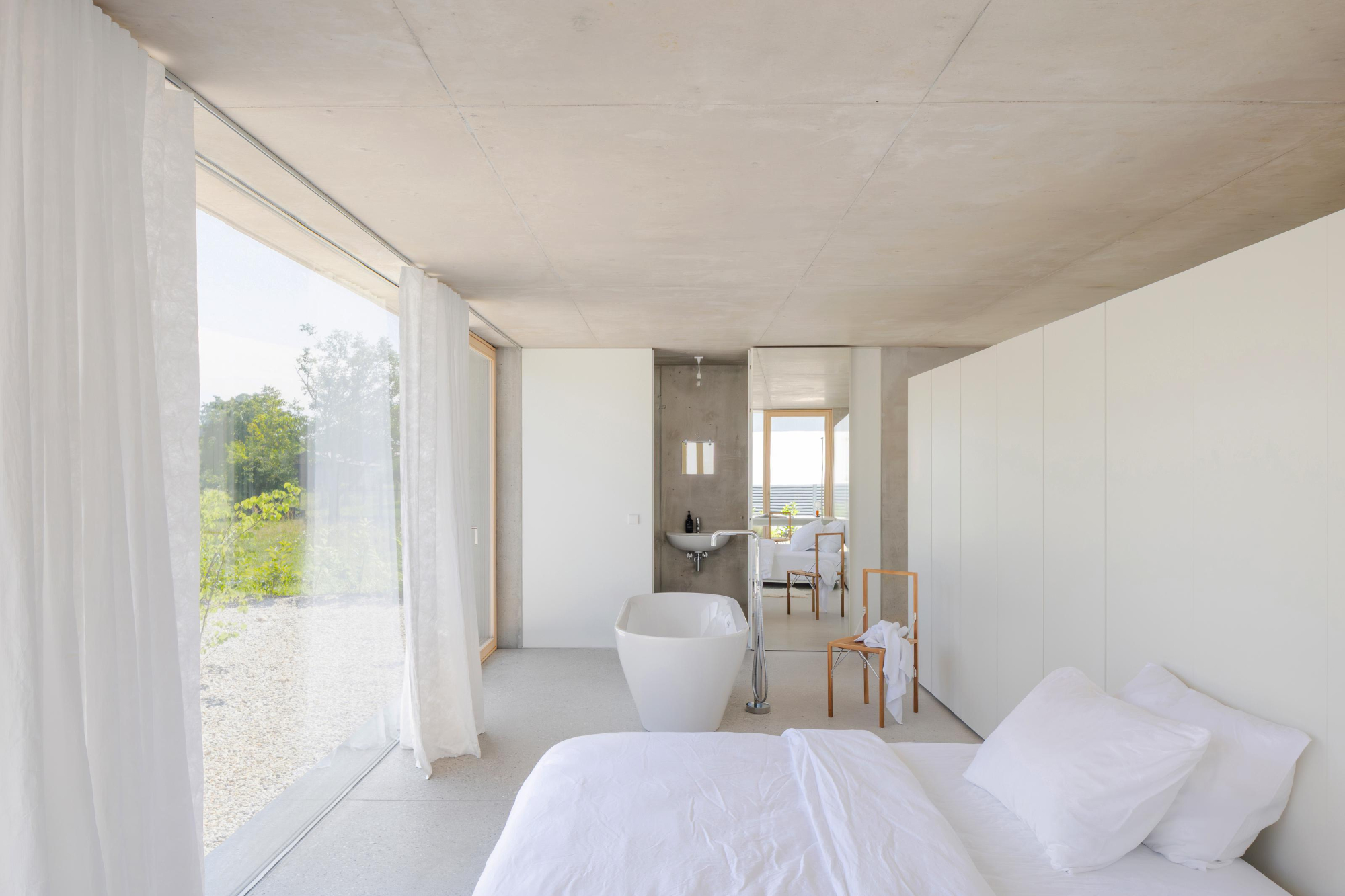 House on the Edge of the Plain - Gessato