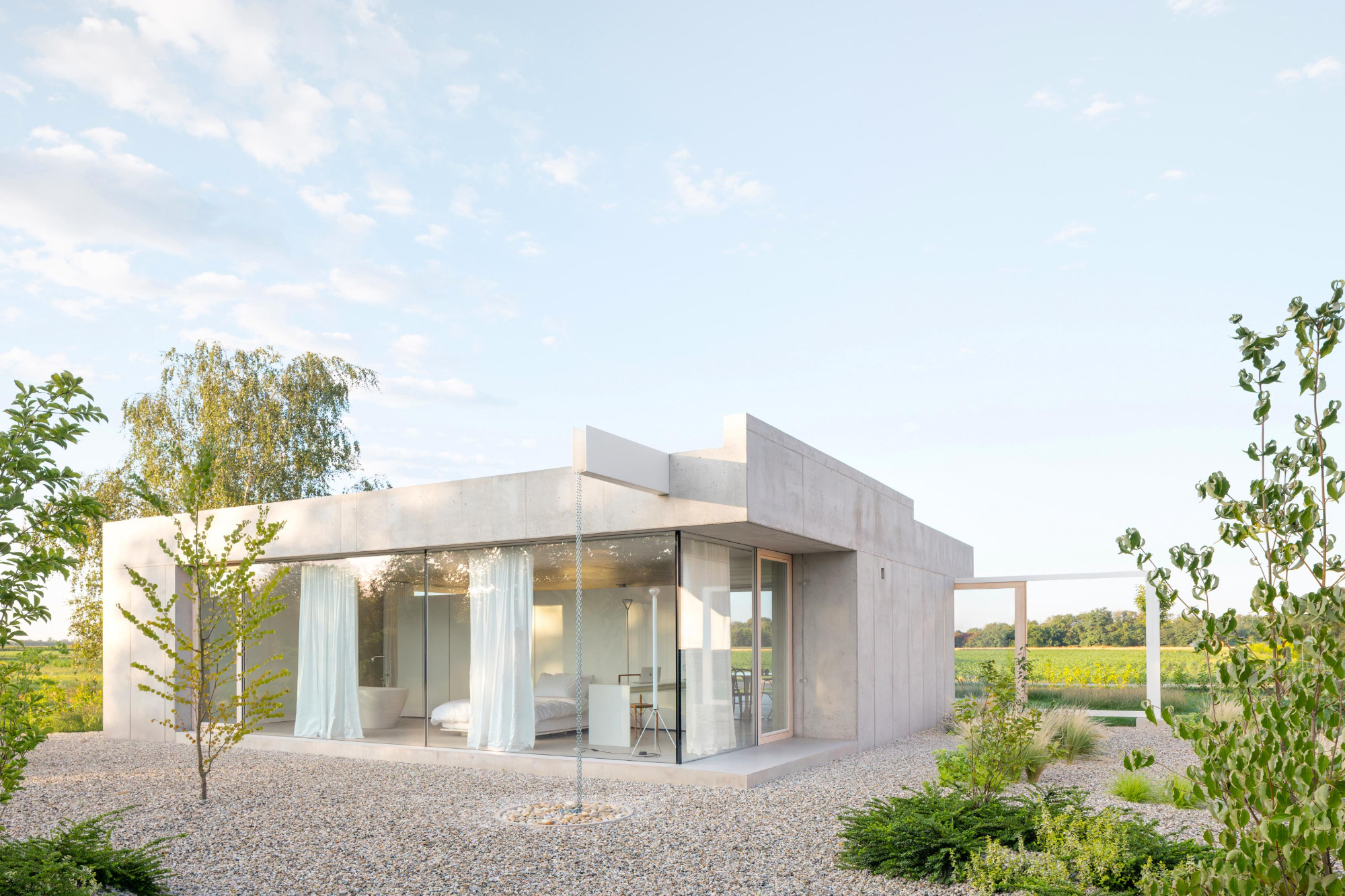 House on the Edge of the Plain - Gessato