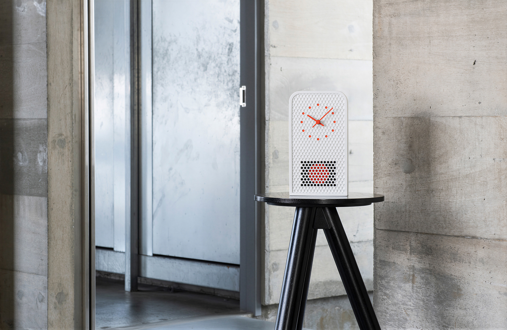 Lemnos MOOV Pendulum Clock - Gessato Lemnos MOOV Pendulum Clock - Gessato