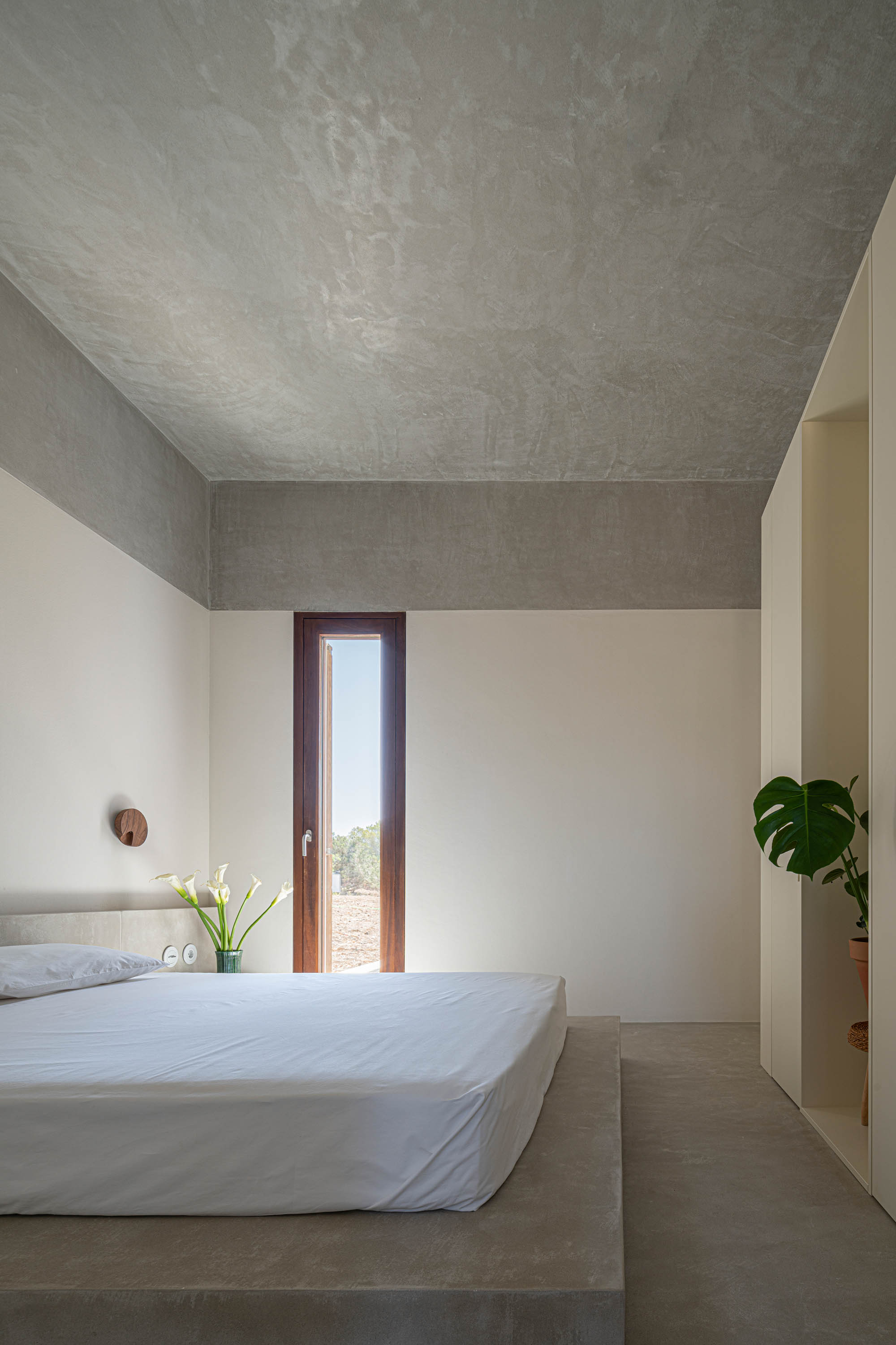 Ses Clotades by Marià Castelló - Gessato