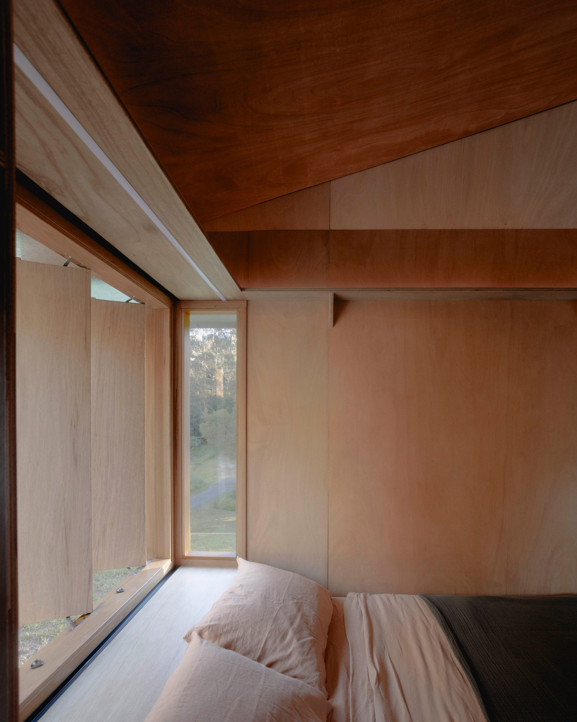 The Oculus Cabin - Gessato