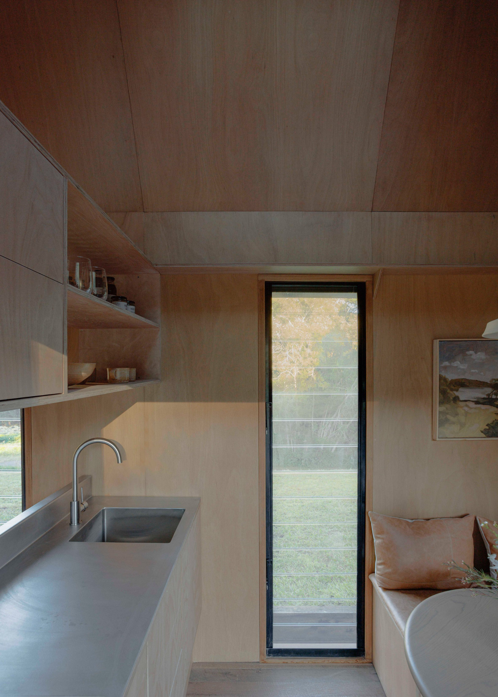 The Oculus Cabin - Gessato