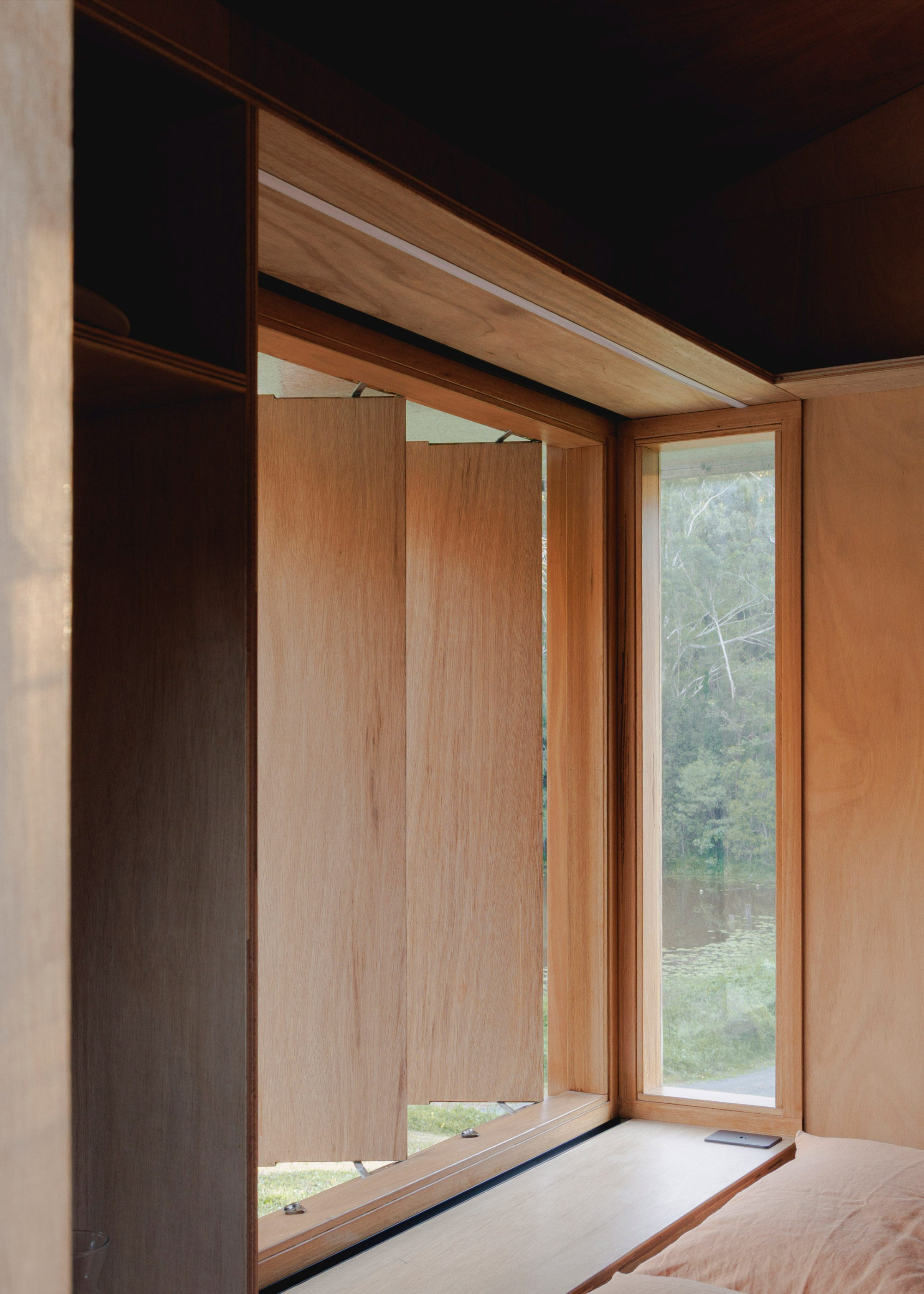 The Oculus Cabin - Gessato