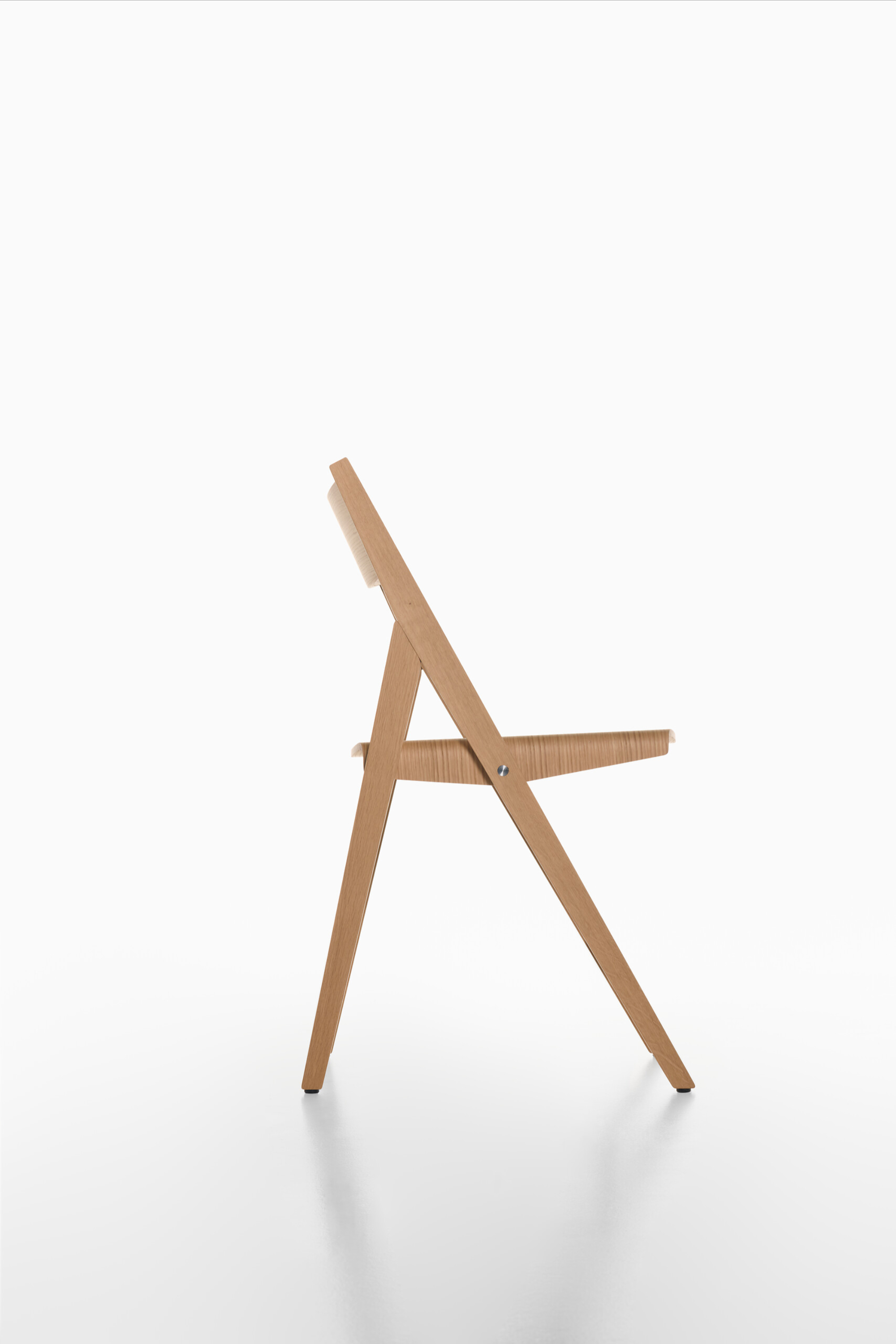 The Theo Folding Chair - Gessato