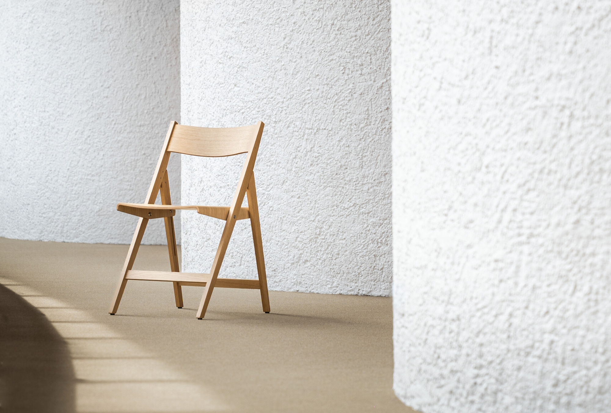 The Theo Folding Chair - Gessato