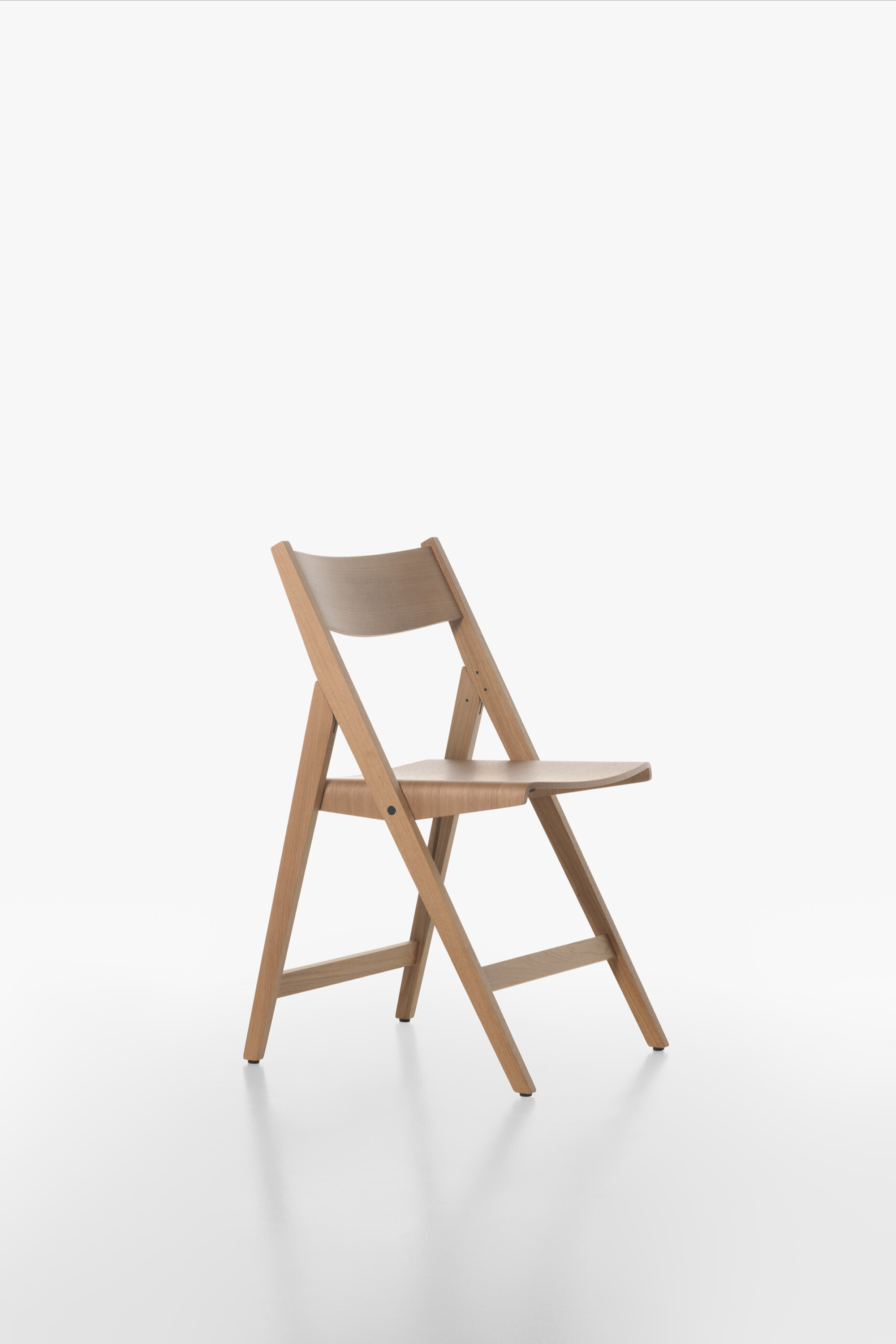 The Theo Folding Chair - Gessato