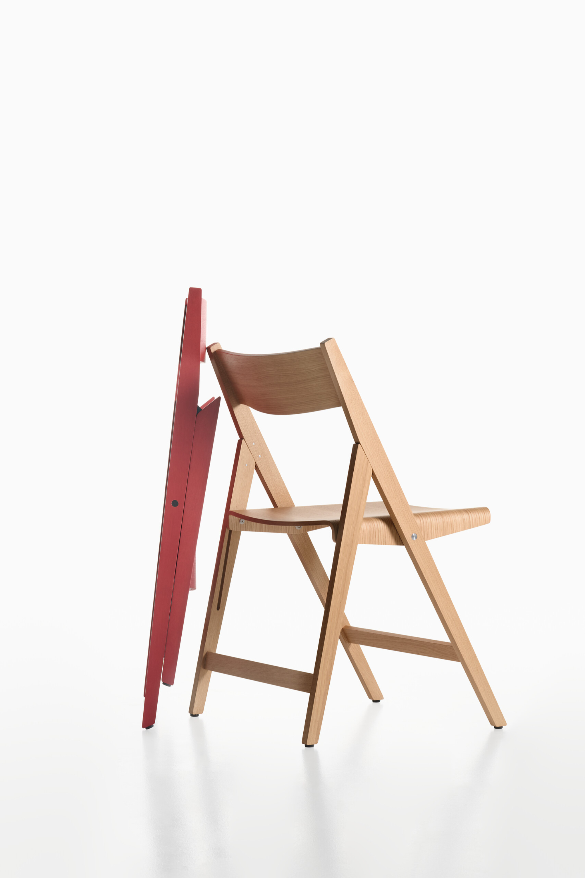 The Theo Folding Chair - Gessato