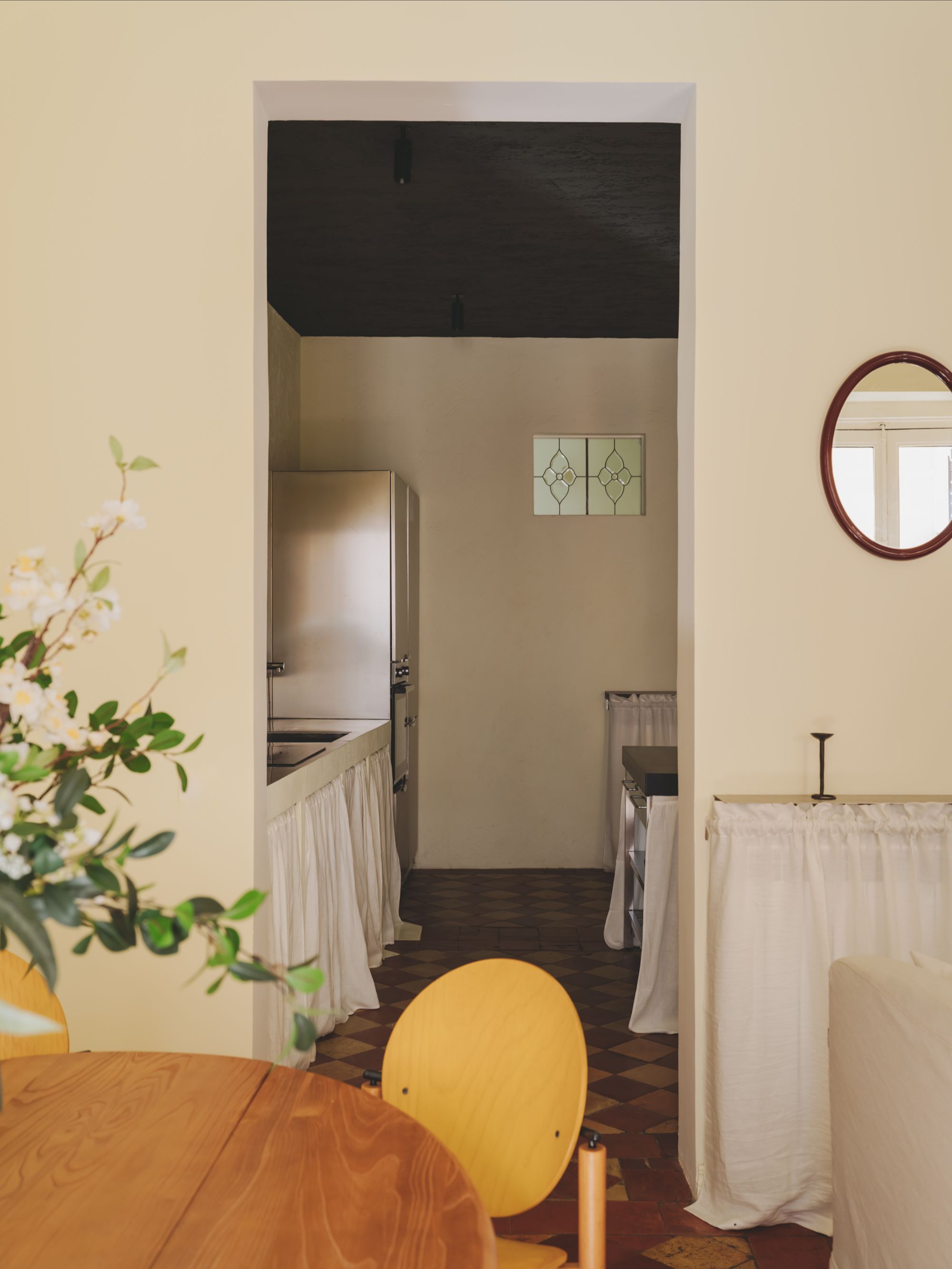 Jesús del Valle, A Restored 1900s Apartment In Madrid - Gessato