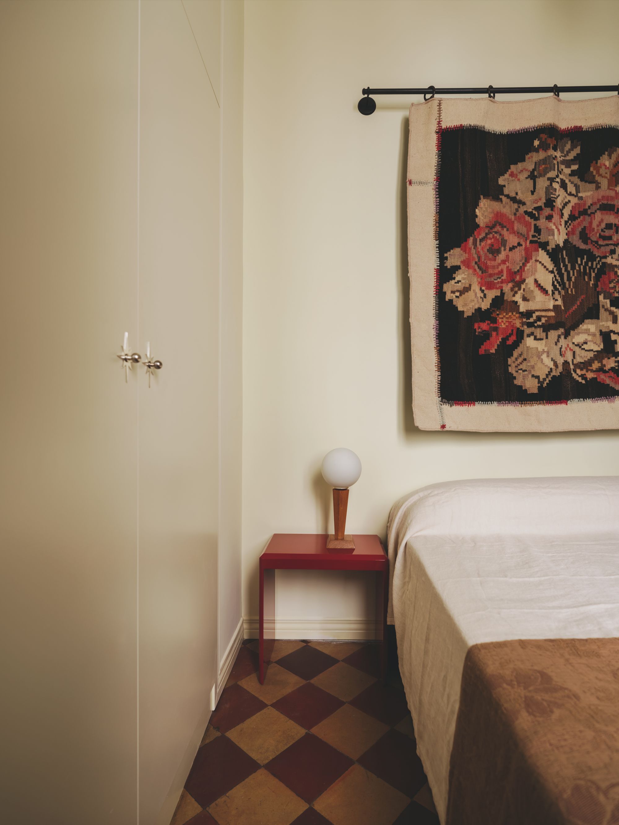Jesús del Valle, A Restored 1900s Apartment In Madrid - Gessato
