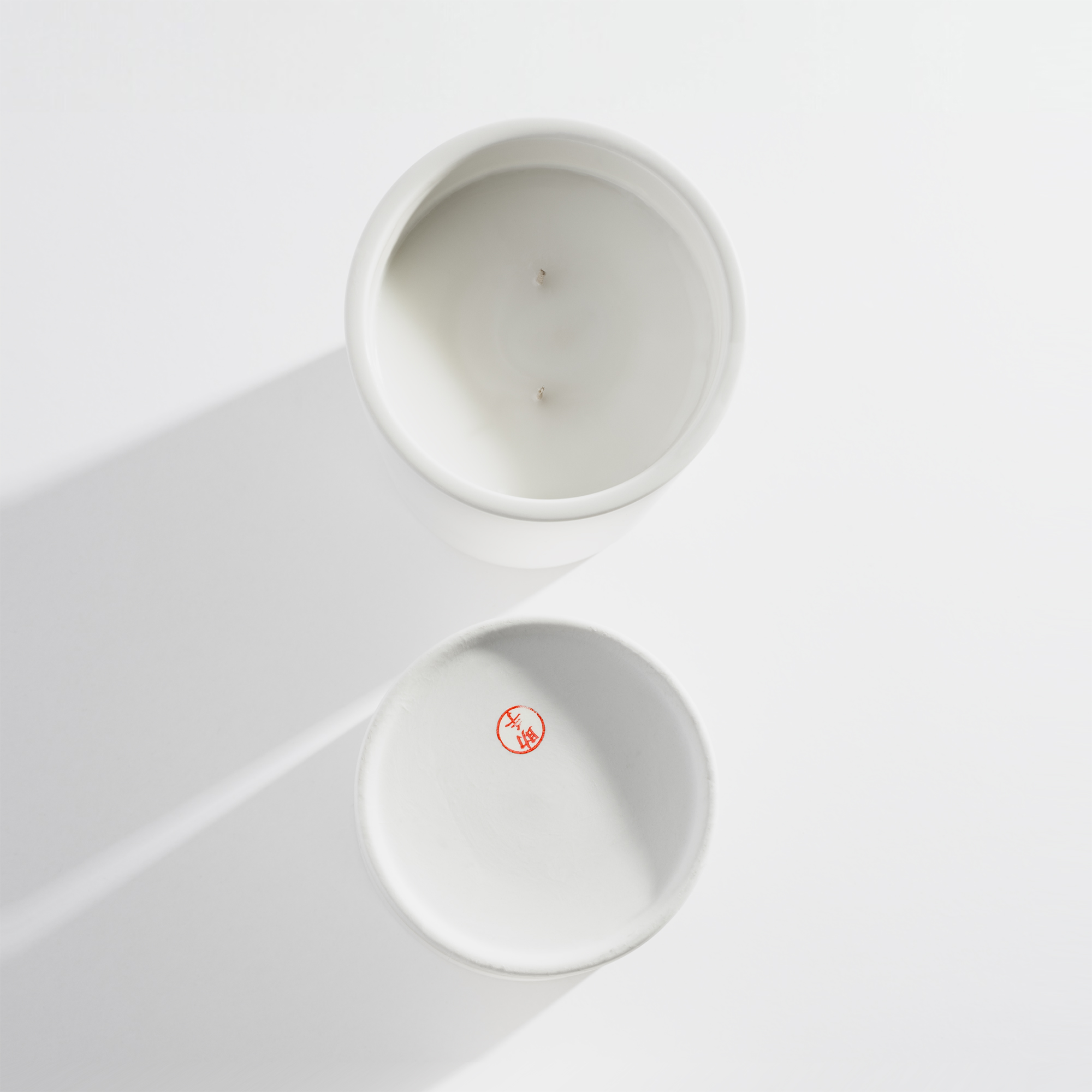 JOSHU Candles Pair Scent, Steel, and Sound - Gessato JOSHU Candles Pair Scent, Steel, and Sound - Gessato