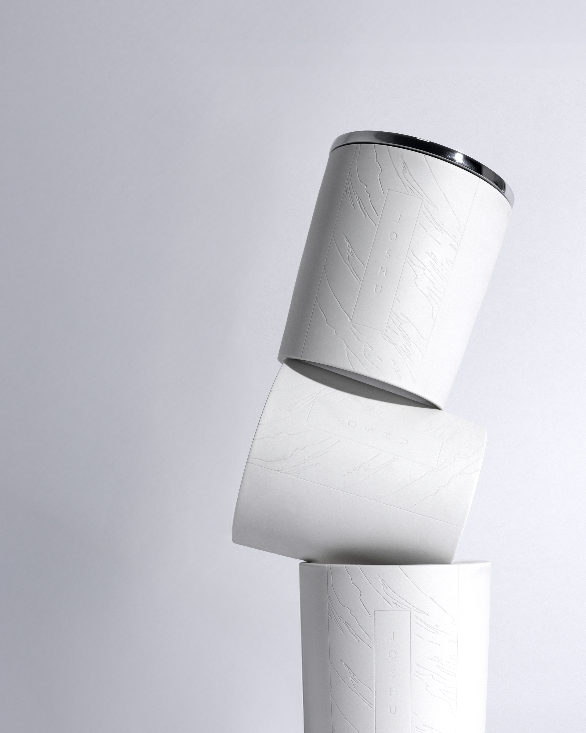 JOSHU Candles Pair Scent, Steel, and Sound - Gessato JOSHU Candles Pair Scent, Steel, and Sound - Gessato