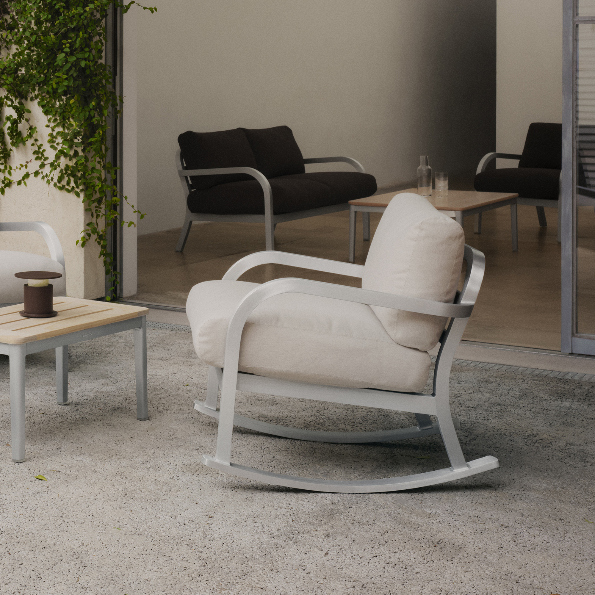 The Navy Lounge Rocker by Jasper Morrison - Gessato The Navy Lounge Rocker by Jasper Morrison - Gessato