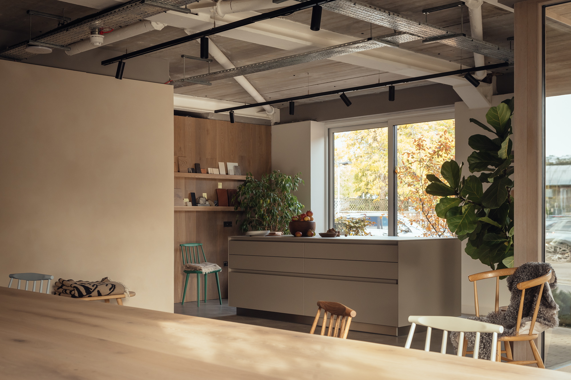 McLean Quinlan's Studio Space in Winchester - Gessato