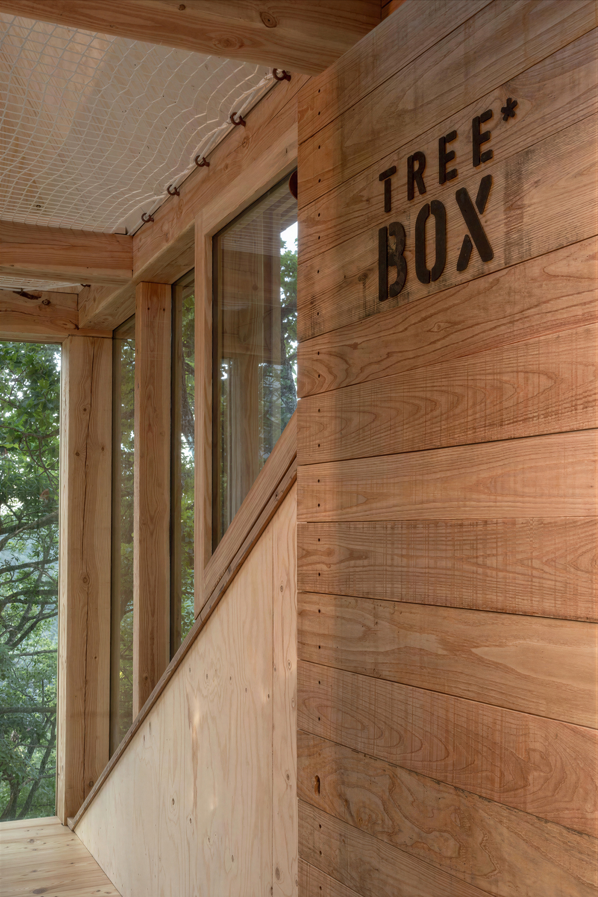 TreeBOX at Selucente: A Treehouse Cabin in Piedmont, Italy - Gessato TreeBOX at Selucente: A Treehouse Cabin in Piedmont, Italy - Gessato