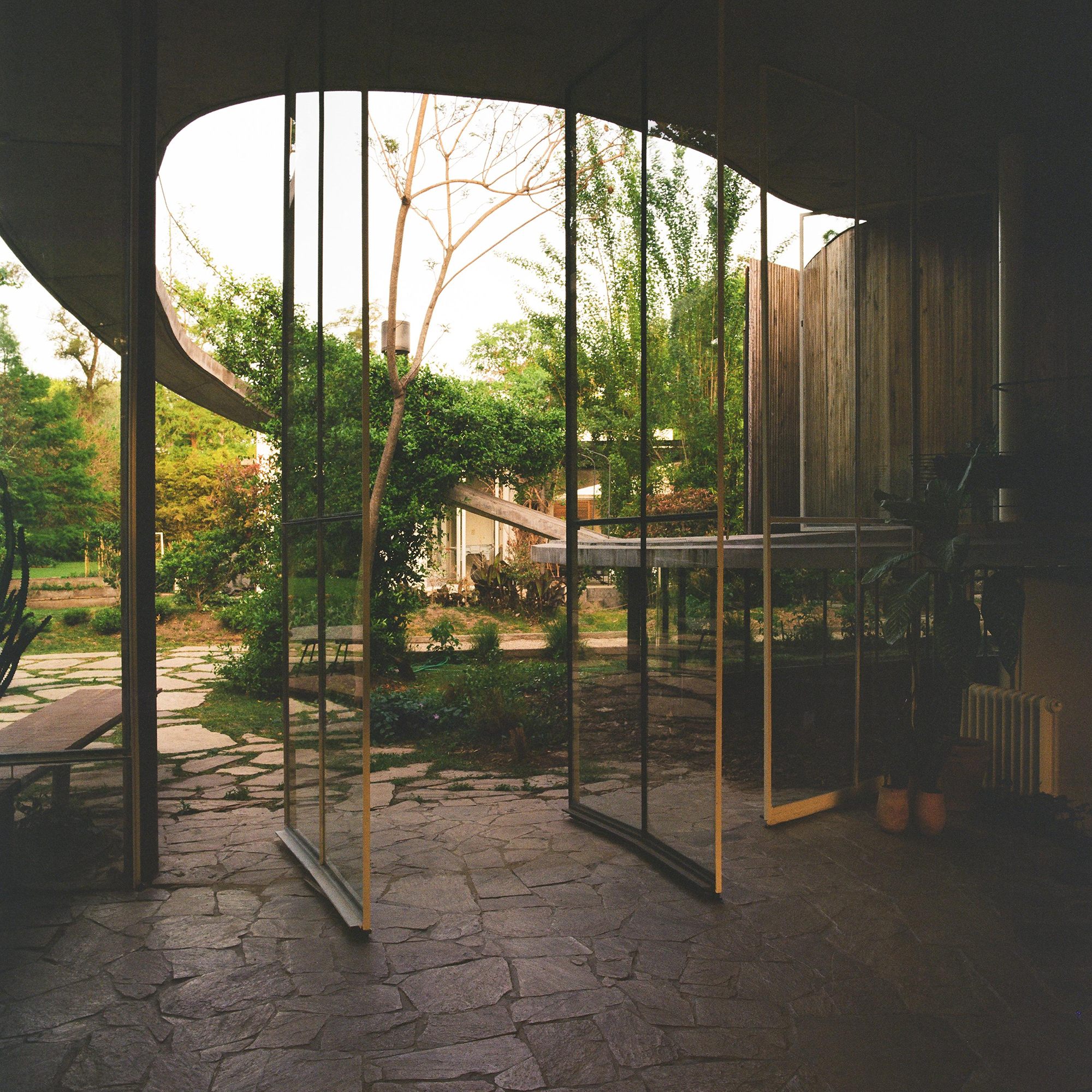 Borja House by Estudio Fernandez Renati - Gessato Borja House by Estudio Fernandez Renati - Gessato