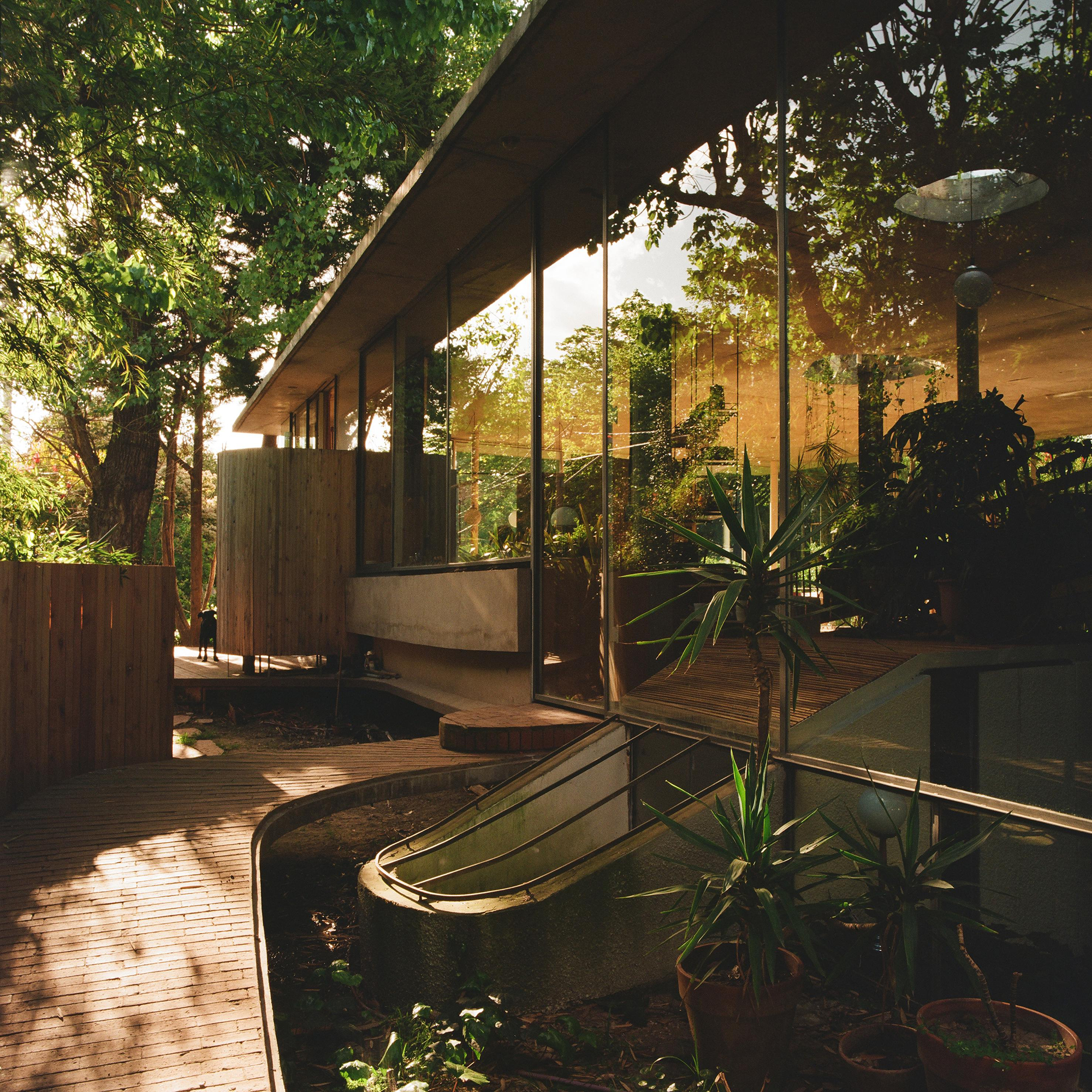 Borja House by Estudio Fernandez Renati - Gessato Borja House by Estudio Fernandez Renati - Gessato