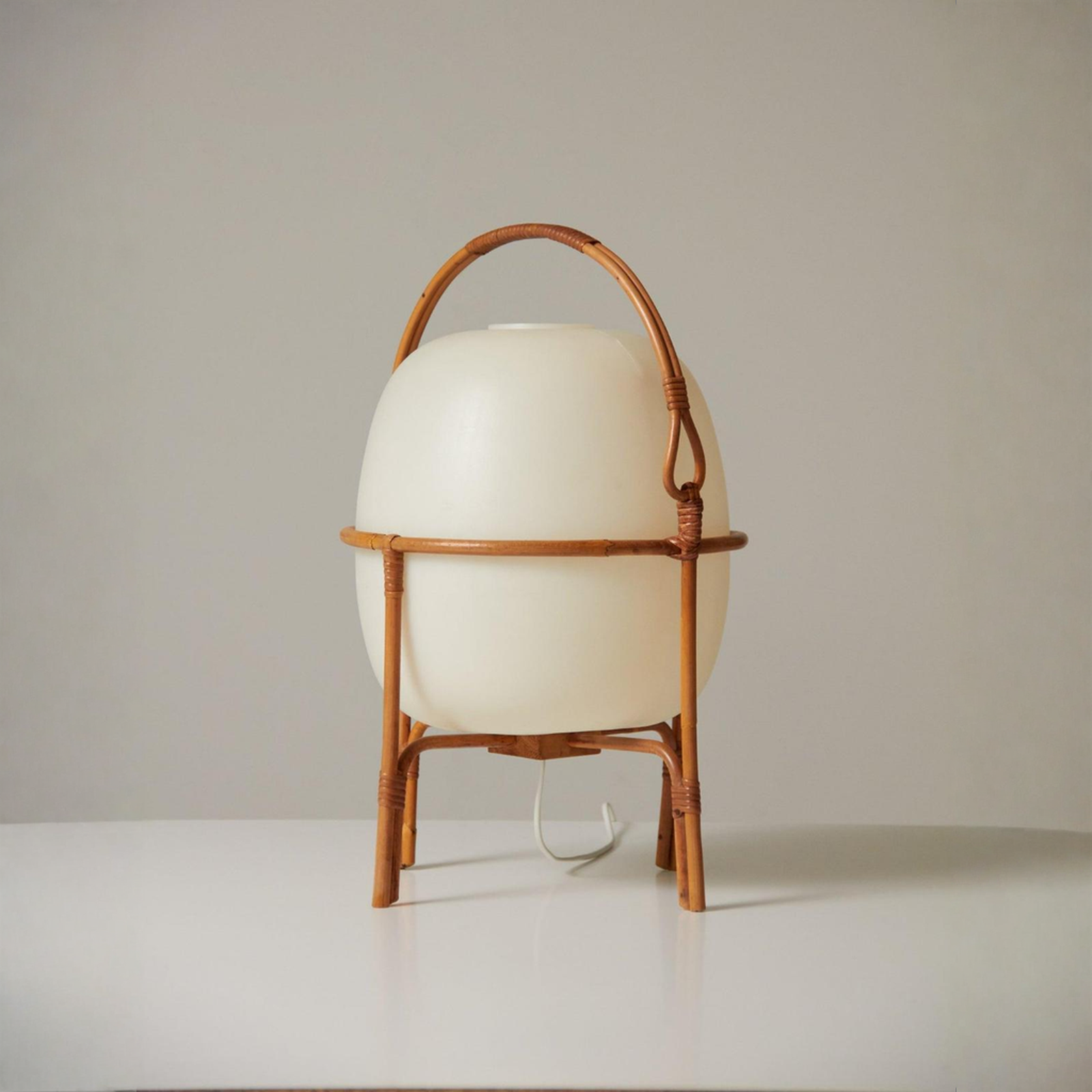 The Lamp That Began with a Discarded Glass Globe - Gessato The Lamp That Began with a Discarded Glass Globe - Gessato