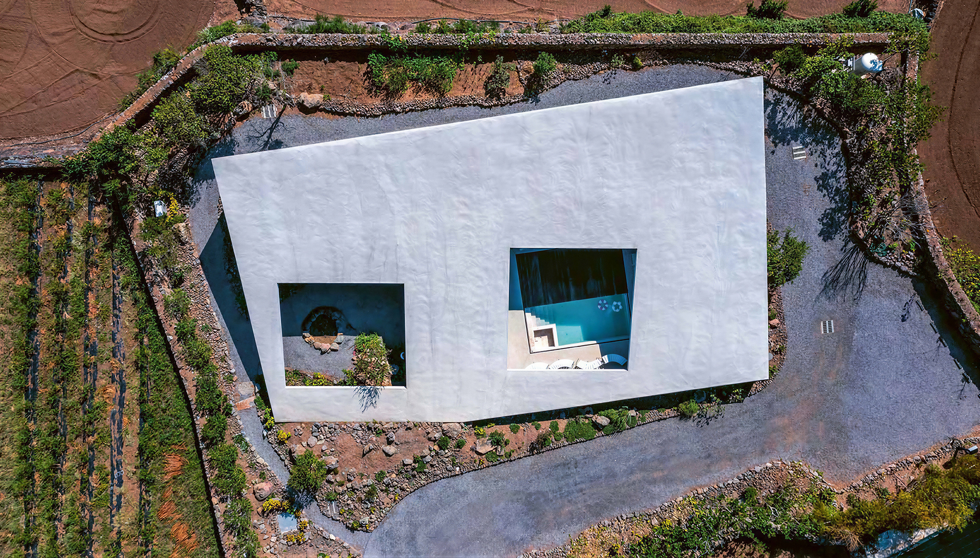 Earth Works: Houses by Byoung Cho - Gessato