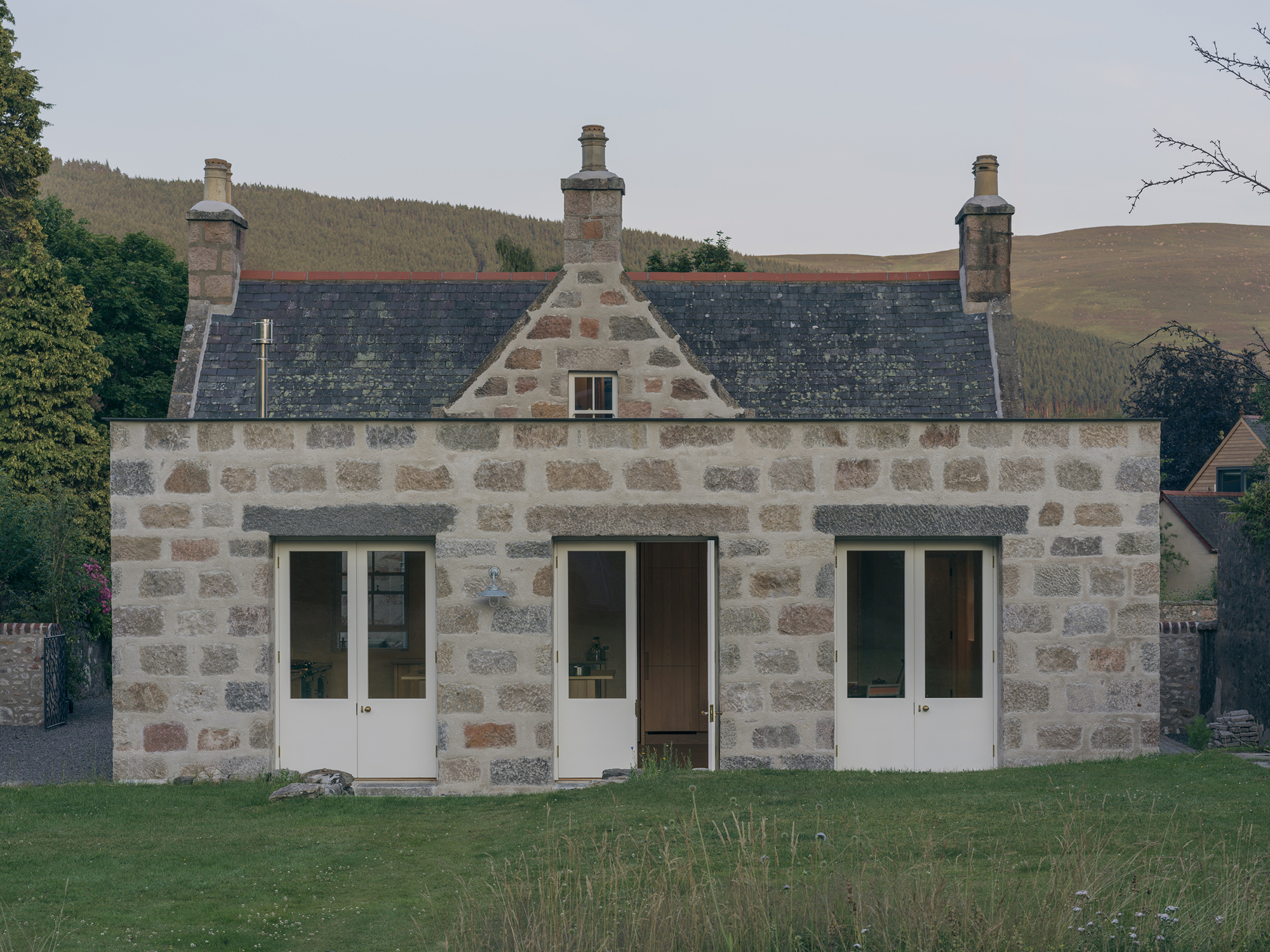 Cairngorm Cottage - Gessato Cairngorm Cottage - Gessato