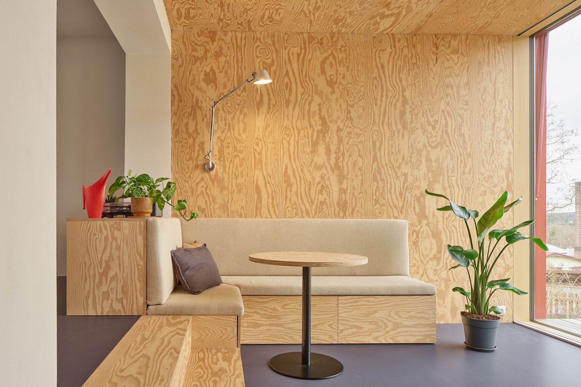 House With a Red Addition - Gessato