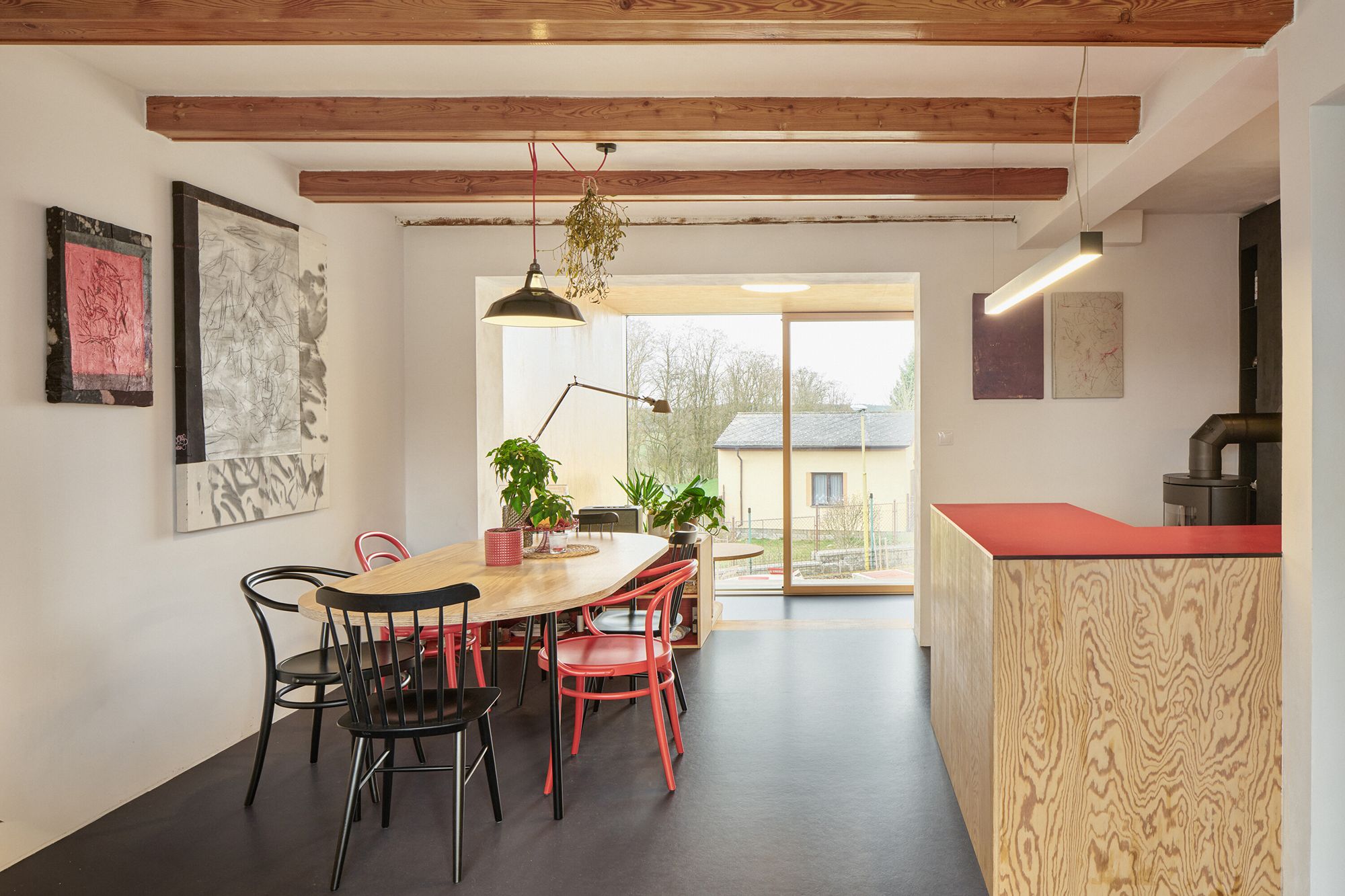 House With a Red Addition - Gessato