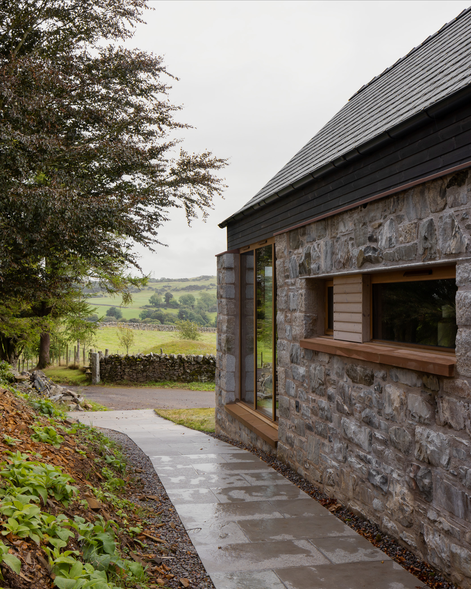 Whinstone Brae - Gessato Whinstone Brae - Gessato