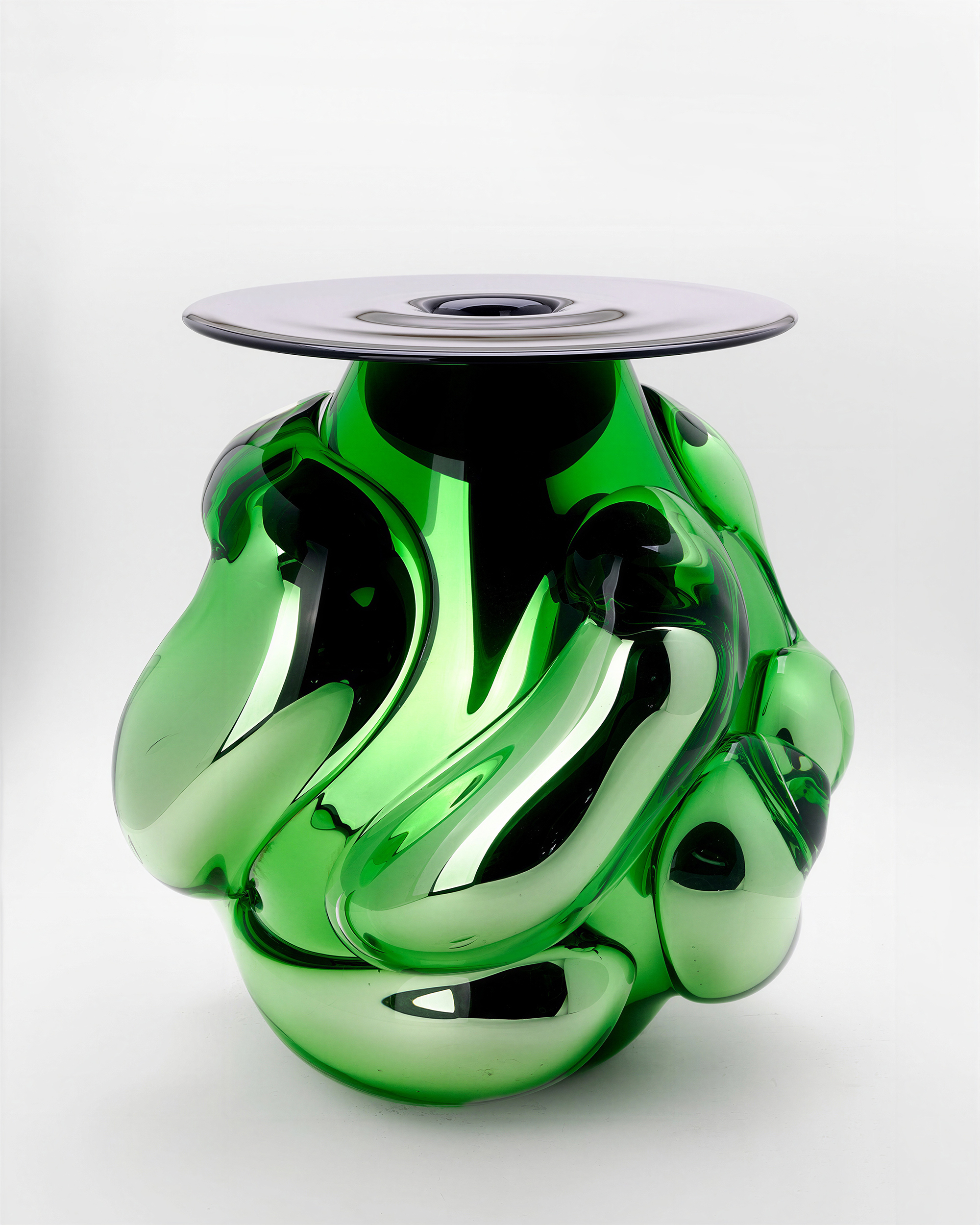 Photosynthesis by Maxim Velčovský - Gessato Photosynthesis by Maxim Velčovský - Gessato